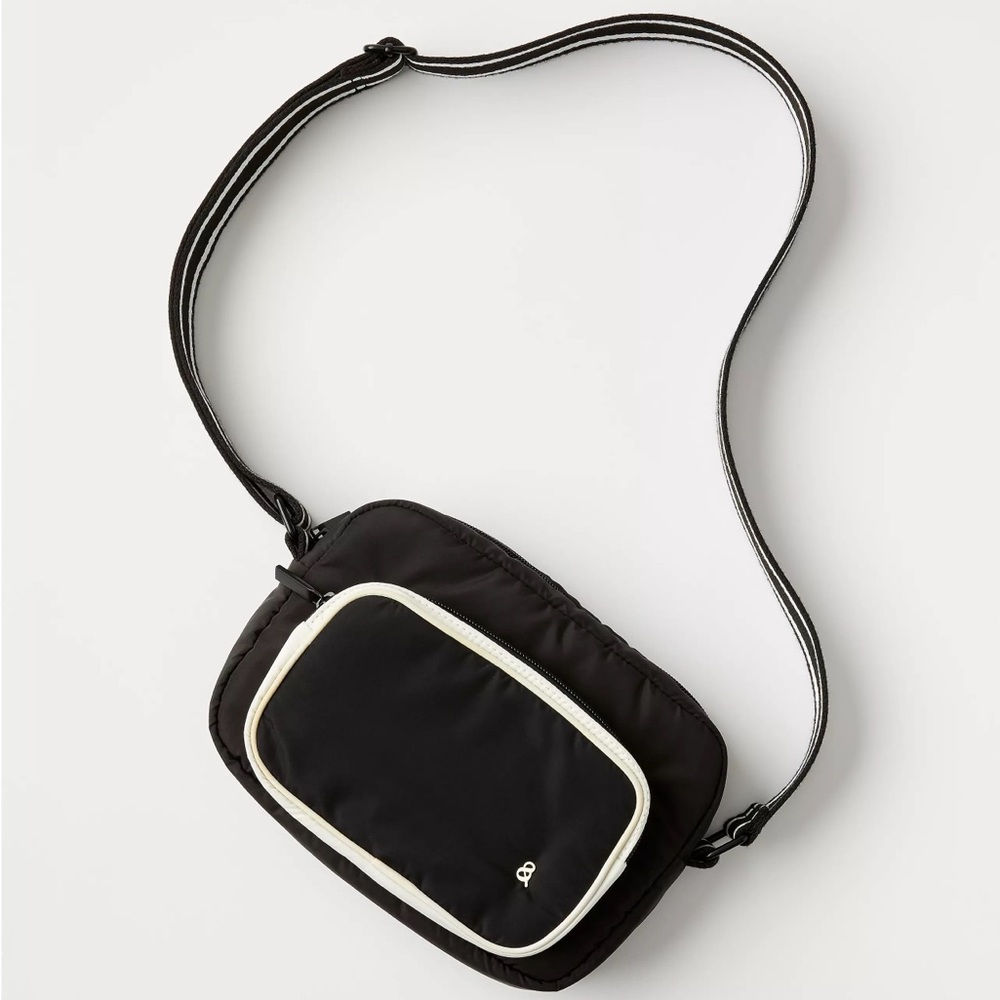 Lou & Grey Black Crossbody Bag with Cream Trim